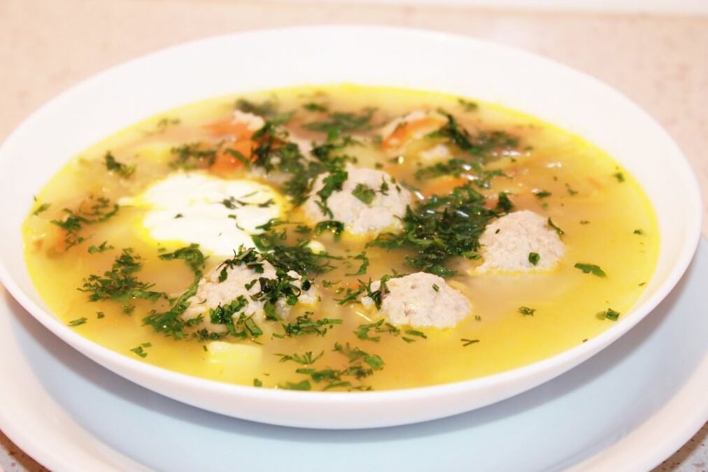 Суп із фрикадельками ідеально підходить для етапу «Чередування» дієти Дюкана. 